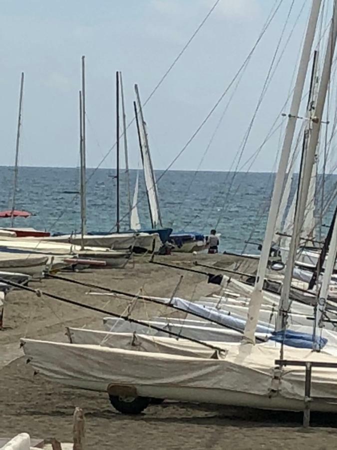 Sea Of ​​Rome Near The Center Of The Eternal City! Lido di Ostia Exterior foto